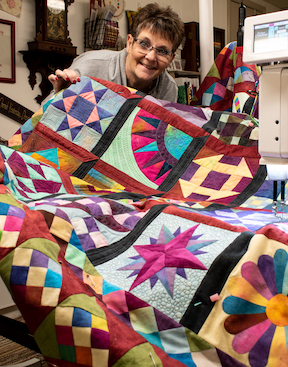 A Contemporary Twist on the Lizzy Albright Traditional Quilt
